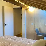 La Vecchia Casa Di Moda * Cortona
